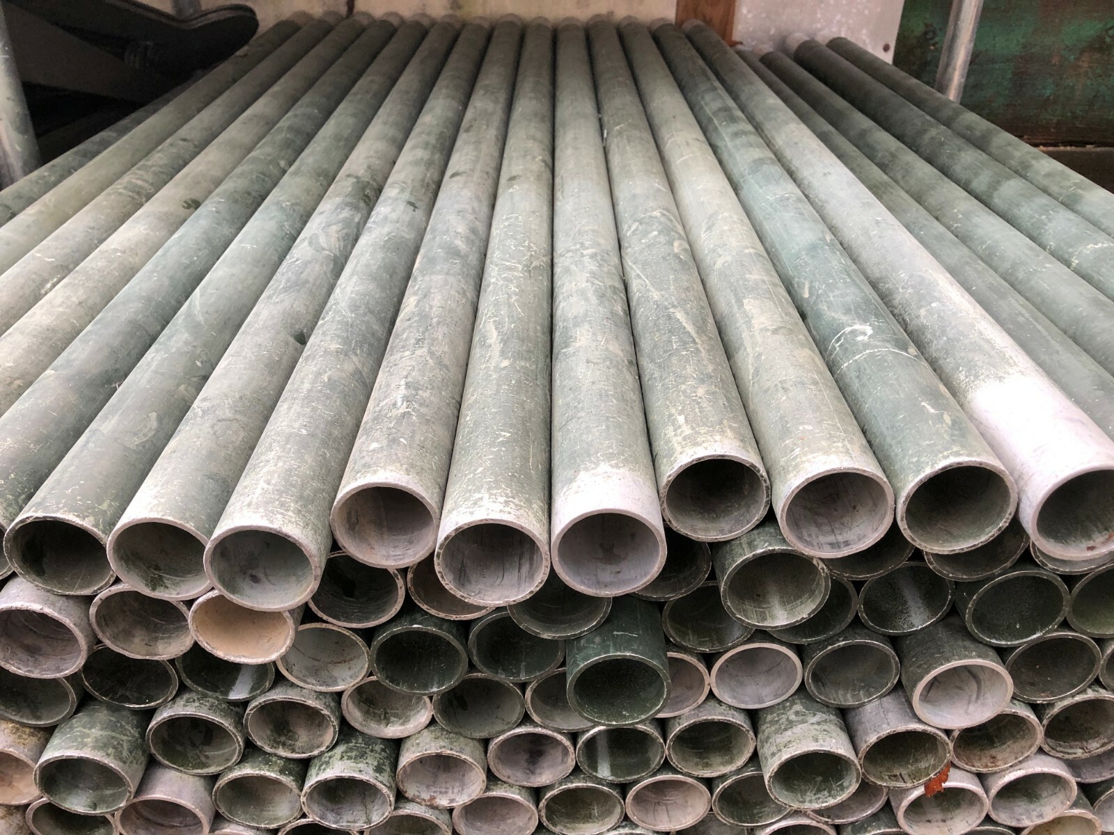 32 FEET - Antenna Tower Mast Pole*4' ALUMINUM*- LOT of 8 - 4 FOOT SECTIONS POLES