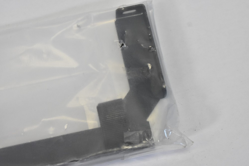 Amphenol Network Solutions Enhanced Cable Manager Bracket 19" W 0RU-HCM-915