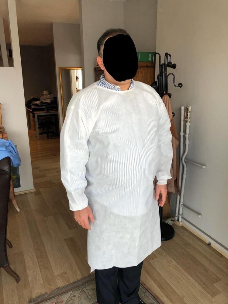 Disposable Level 2 Isolation Gown, neck strap & Elastic Cuff for Universal Fit