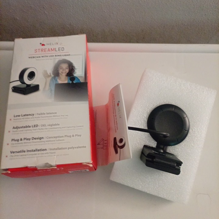 Helix Stream LED Webcam with LED Ring Light Hd 720 P Video Light