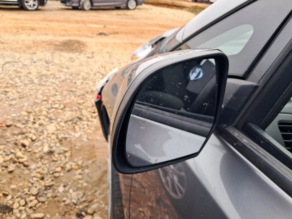 Console Front Floor Cloth S Fits 14-17 LEAF 4884151