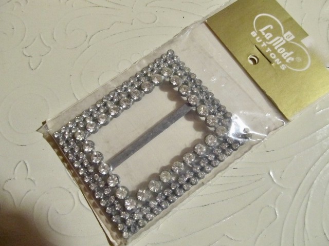 VtG NOS Glitzy 2-3/4" Rectangular Rhinestone Belt Buckle makes a Great Frame!