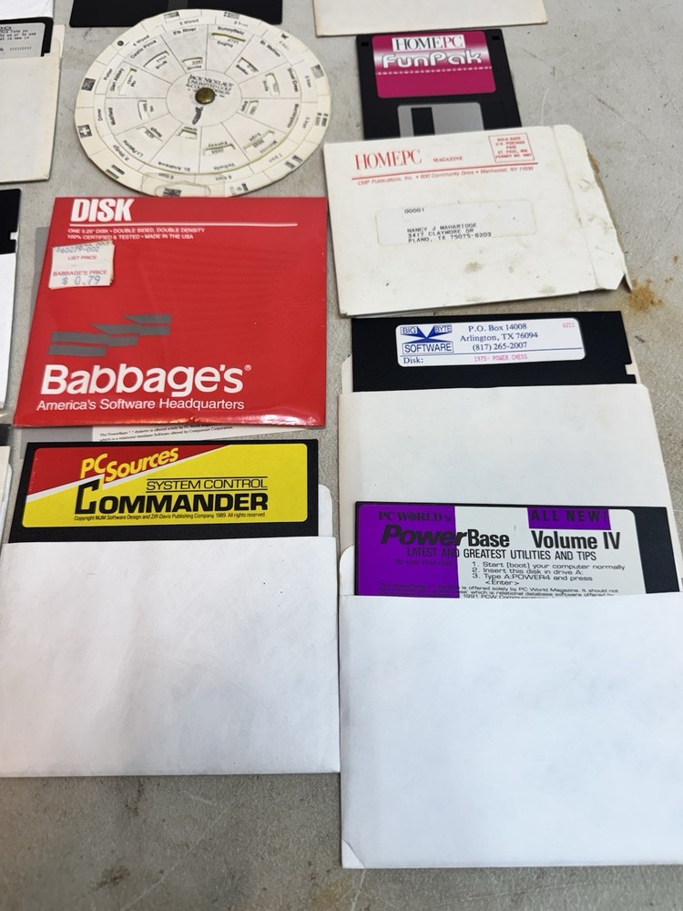 vintage floppy disk software game lot as pictured