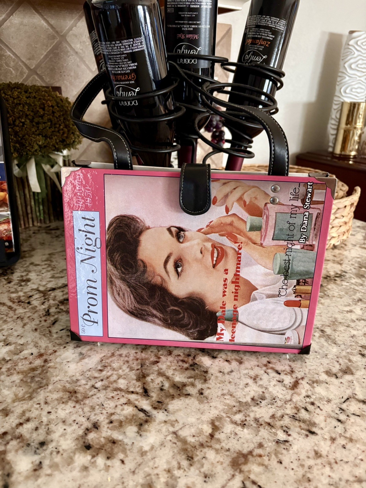 Vintage Magazine Purse “PROM NIGHT “ Nwt By Prezzo Single Handle Snap Closure