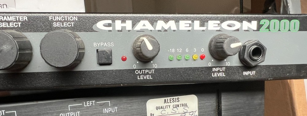 Rocktron Chameleon 2000 Rackmount Effects Unit For Electric Guitar