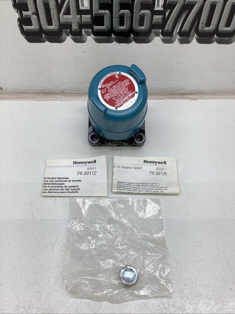 Honeywell Explosion Proof Micro Switch 281CX12 1207 NIB