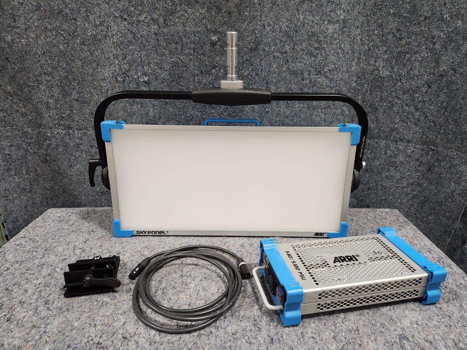 ARRI S60-C SkyPanel RGBW Color/White LED Soft Light Panel w/Power Supply Blue