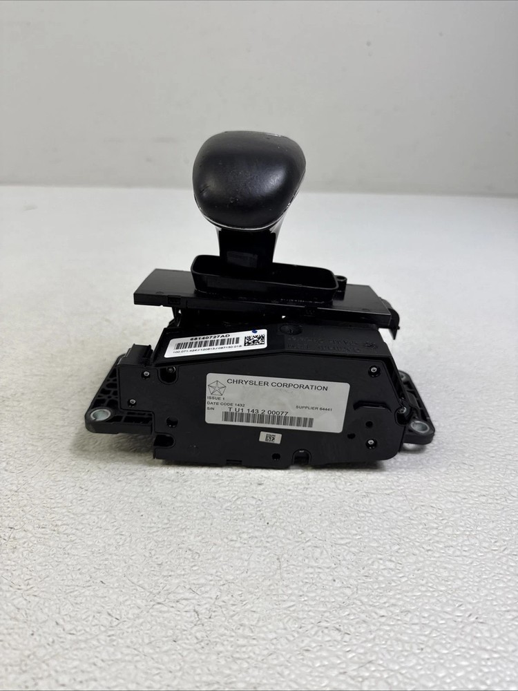 2012-2014 Chrysler 300 Automatic Gear Shifter Assembly Floor Selector OEM Factor