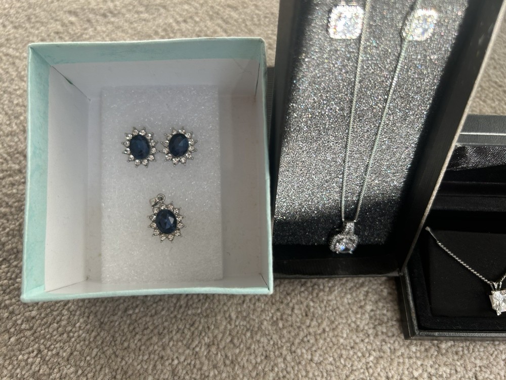 Sparkling Jewelry Bundle – Elegant 3-Set Collection