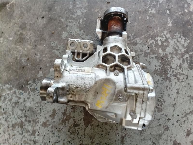 Transfer Case Fits 16 VOLVO XC90 323794