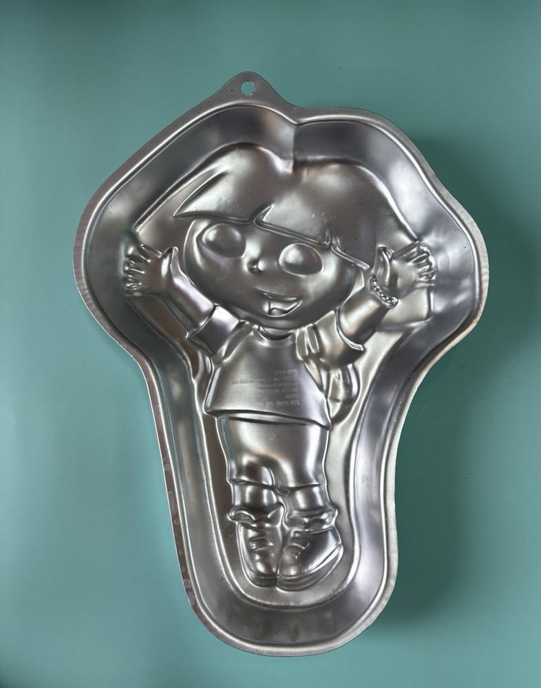 Wilton Dora The Explorer Cake Pan