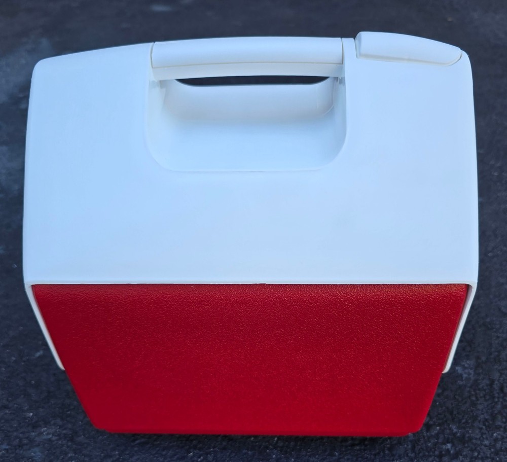 SNAP-ON TOOLS IGLOO COOLER RED & WHITE NEW