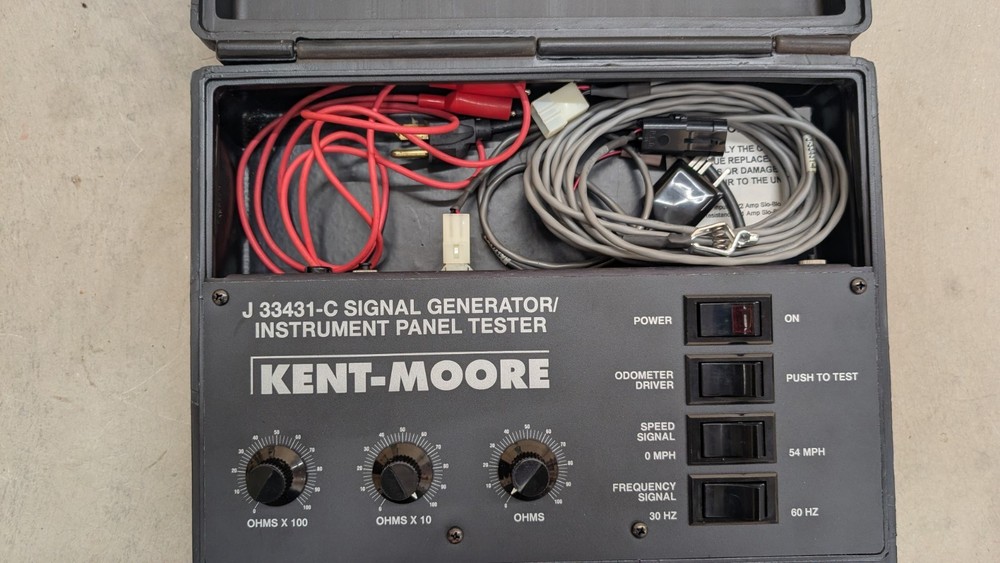 J33431c Signal Generator