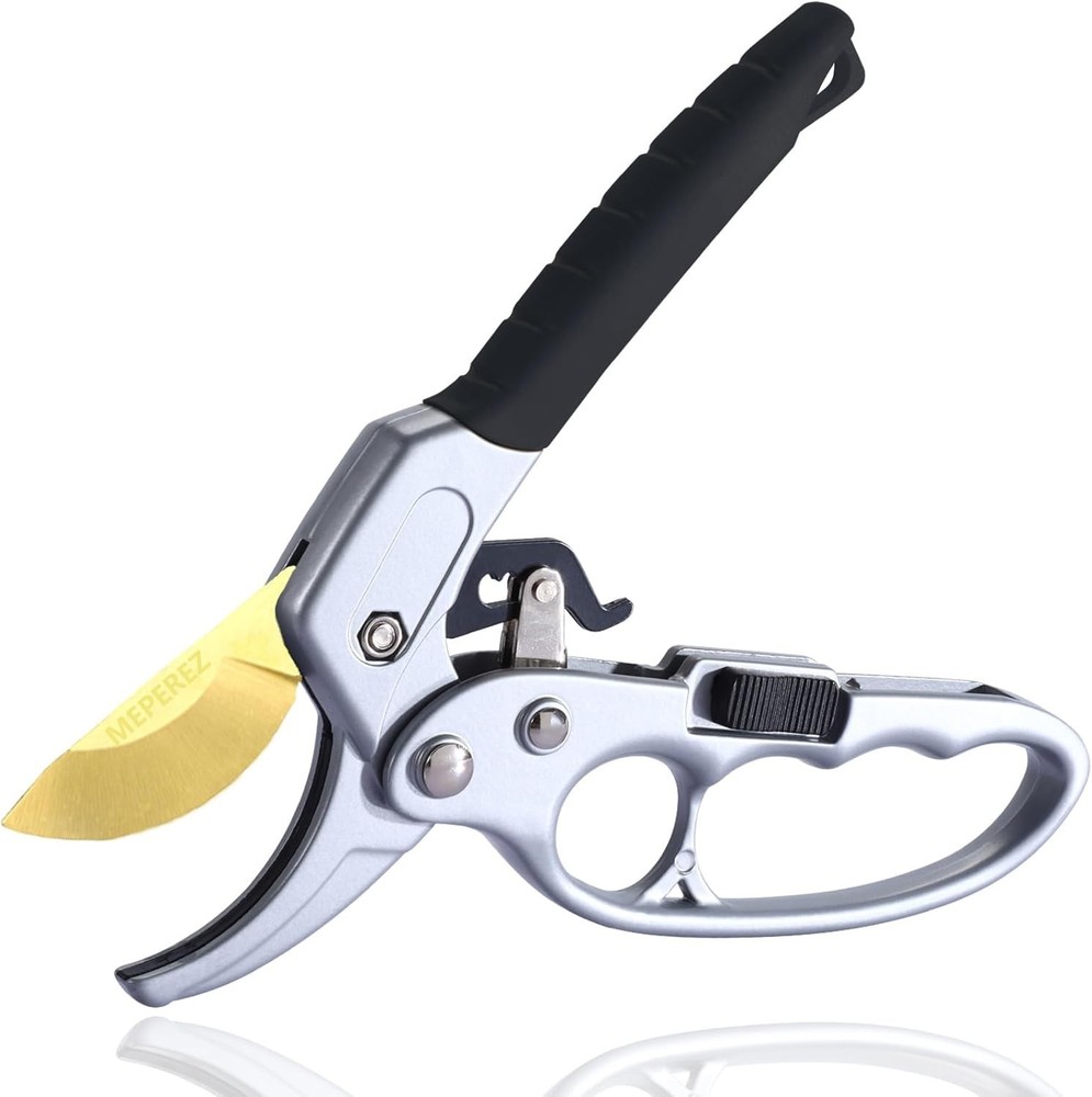 Ultra Sharp Titanium Steel Pruning Shears - Effortless Cutting for Weak Hands