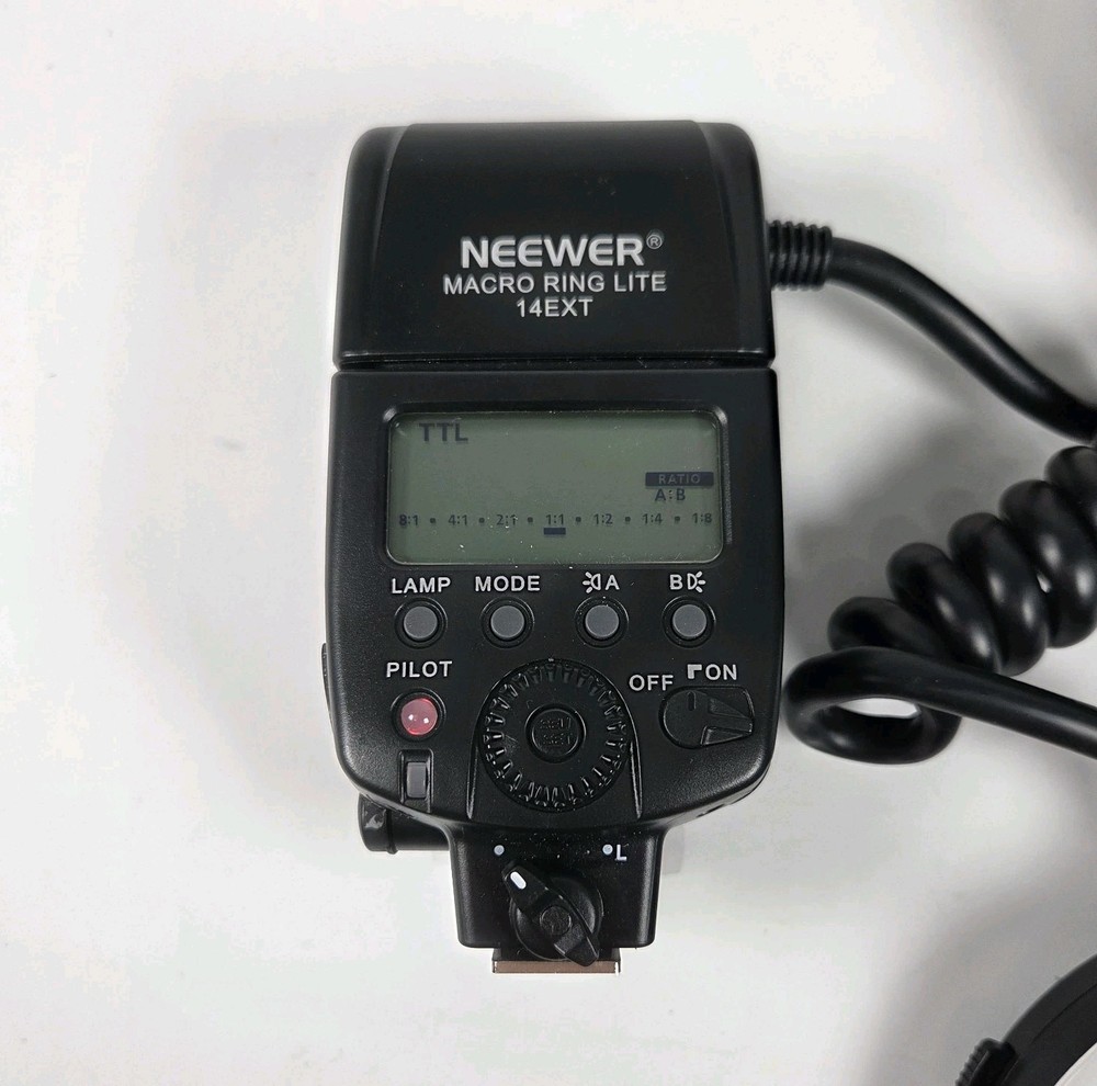 Neewer Macro Ring Lite NW-14EXT for Canon EOS/EOS Digital E-TTL