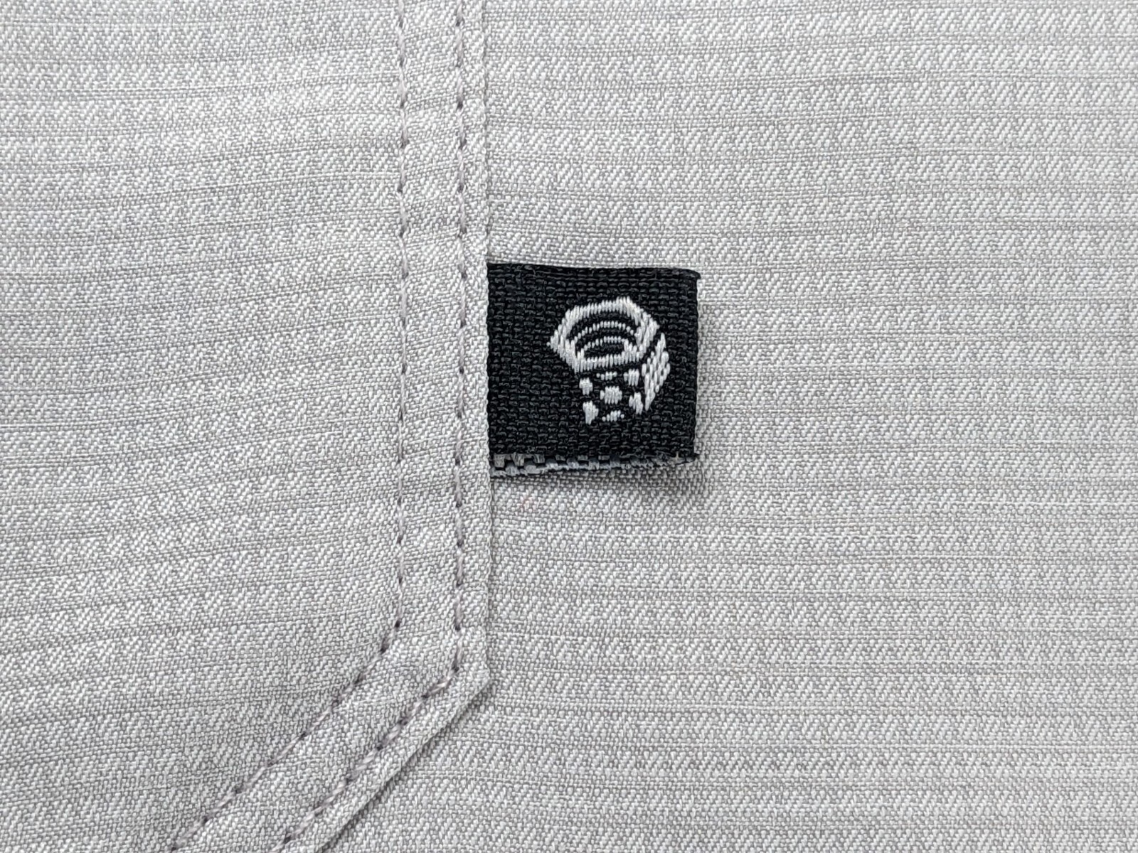 Mountain Hardwear Shirt Mens XL TG Gray Hiking Performance LS Vented