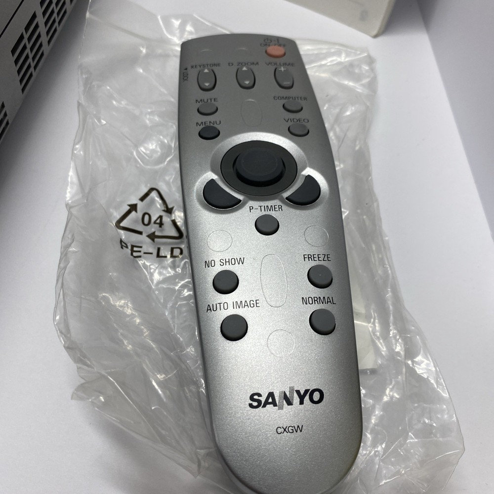Sanyo Multimedia Projector Model PLC-SW15 Tested Works