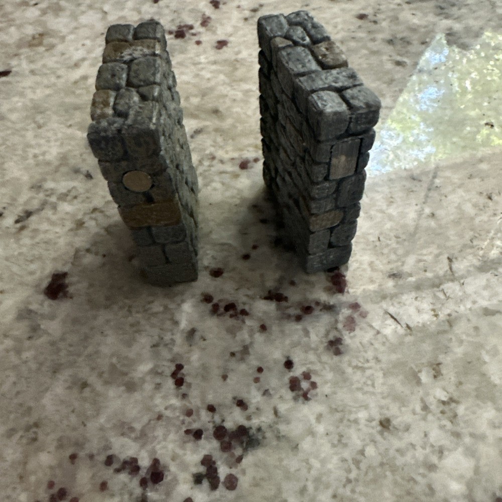 2= 3/4 Dwarven Forge solid insert wall magnetic. Very versatile building piece.
