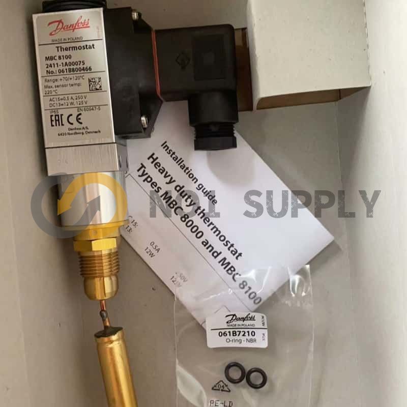 1PC New Original Danfoss MBC8100 061B800466 temperature sensor Fast delivery