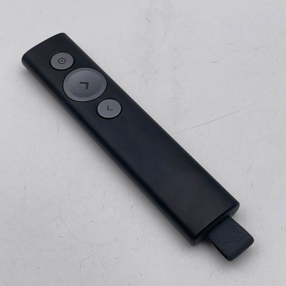 Logitech Spotlight Presentation Remote 30m Range and Quick Charging Black