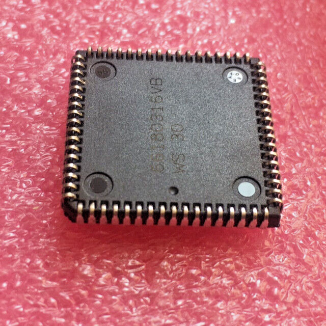 3pc N80C152JC-1 8Bit ROM-less Universal Communications Controller PLCC68