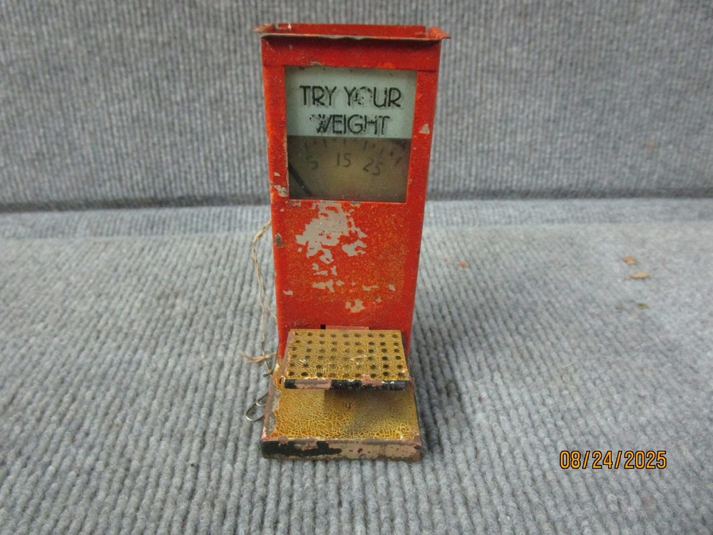 Vintage Train TRY YOUR WEIGHT Penny Scale