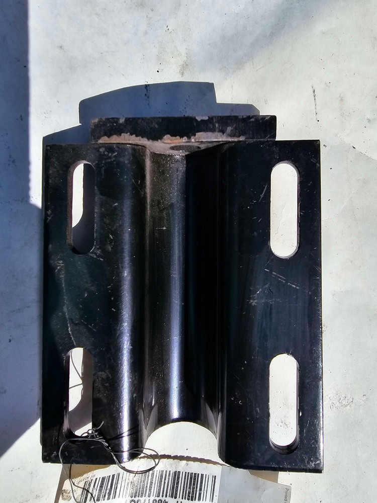 486178C1 Bracket Hood International