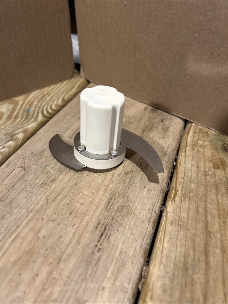 Sunbeam Oskar Model 14081 Food Processor Chopping Blade Part