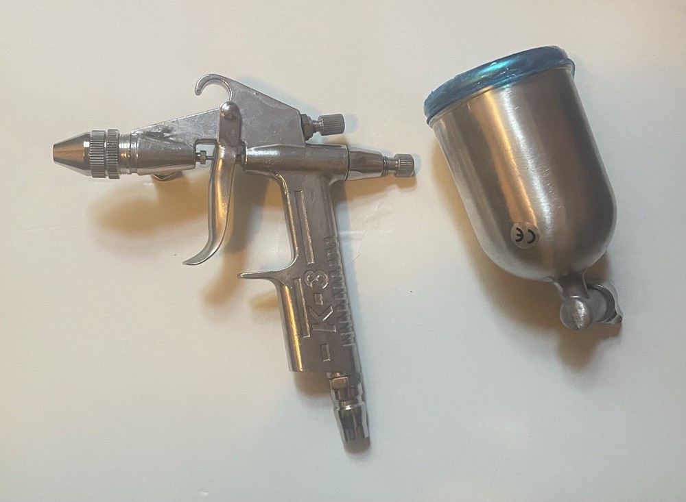 airbrush gun