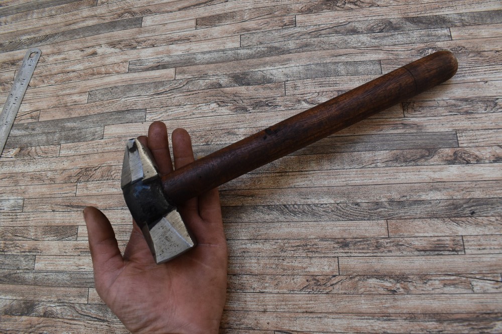 Nice Iron Blacksmith Hammer Silversmith Carpentry Work Square Head Hammer Tool