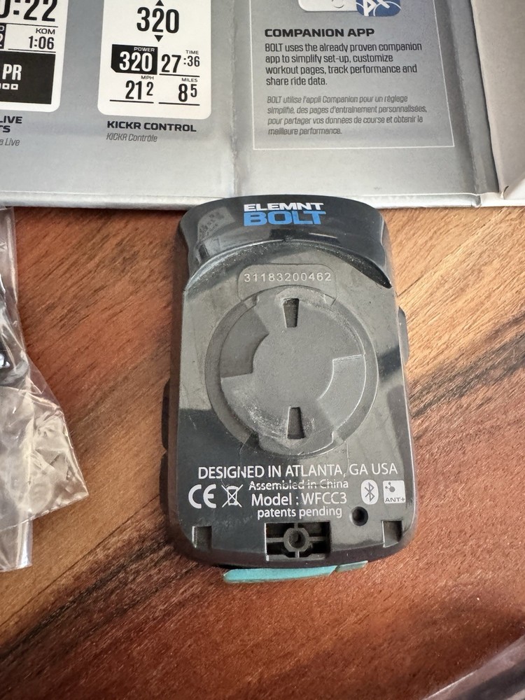 Wahoo ELEMNT Bolt V1 GPS Bike Computer