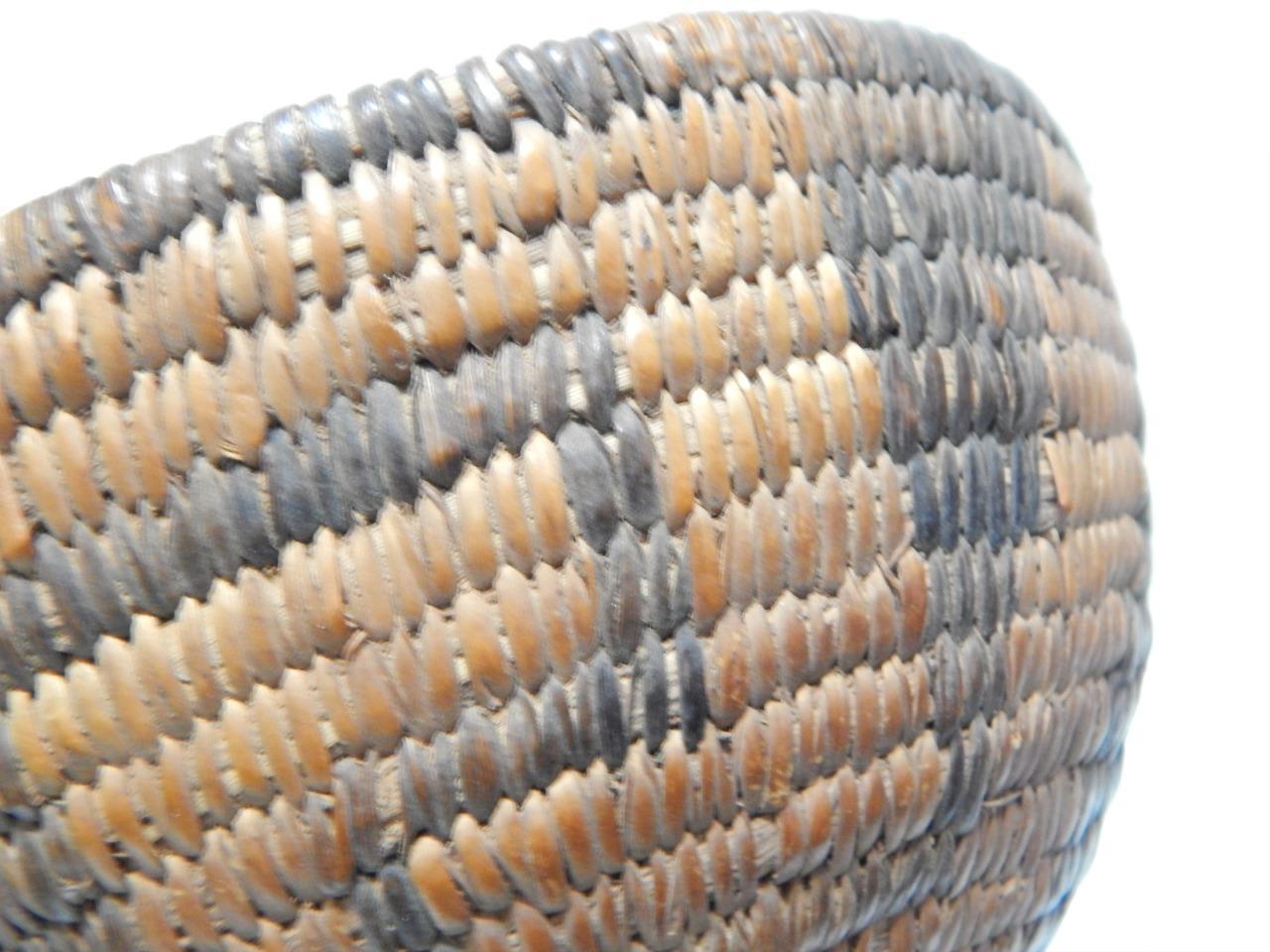 ANTIQUE PIMA INDIAN RARE WOMEN'S / CHILD'S HAT BASKET - MAZE DESIGNS - c.1890s