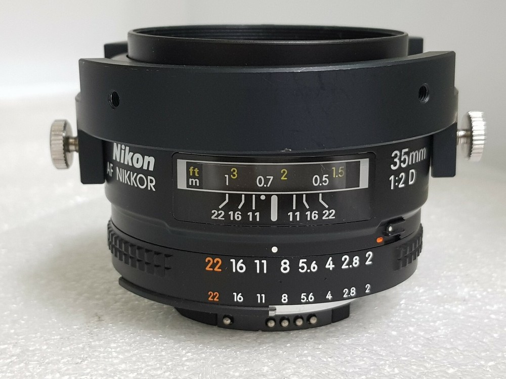 Nikon AF NIKKOR 35mm 1:2 D CAMERA Lens