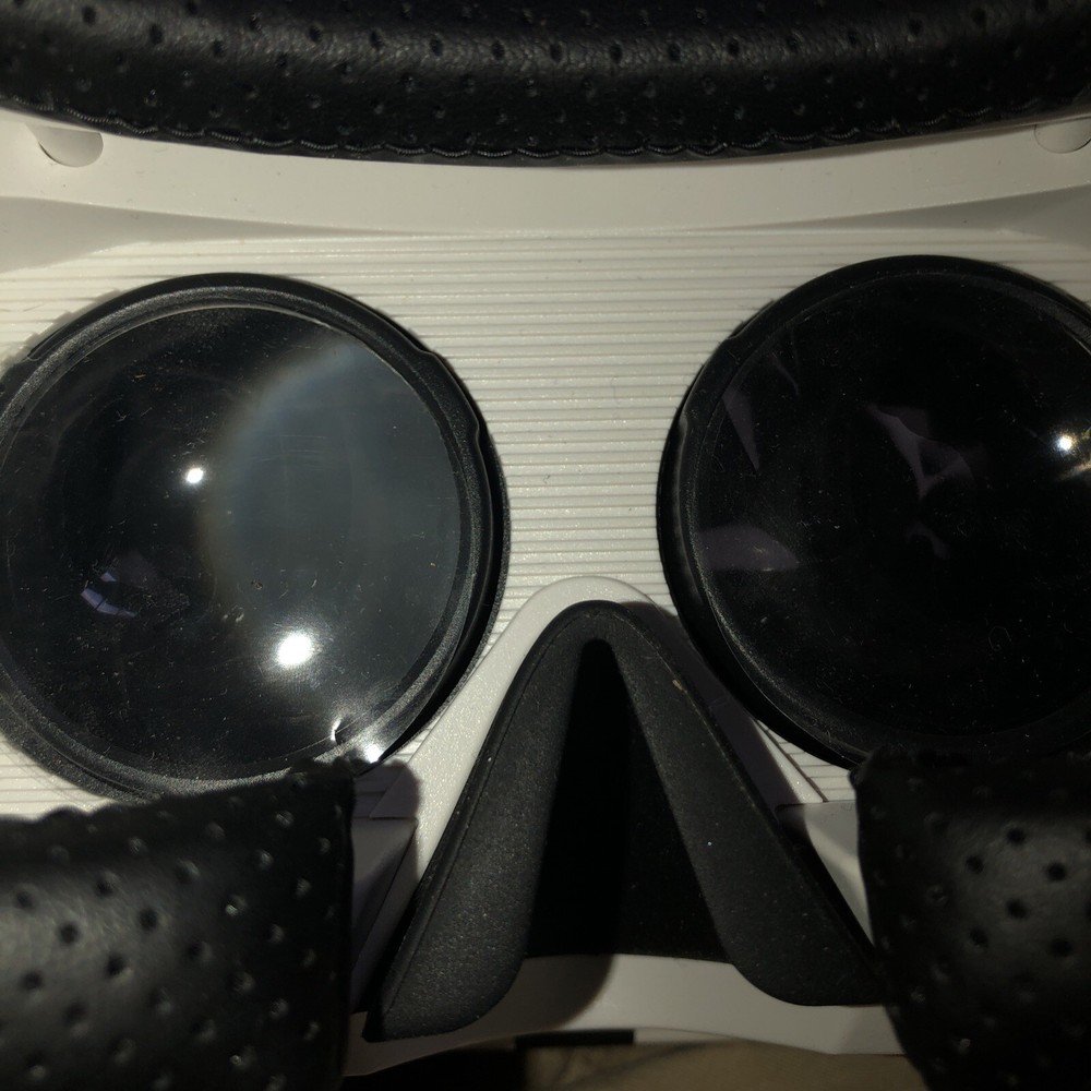 Retrak Utopia 360 Elite Edition Virtual Reality Headset - Headset only