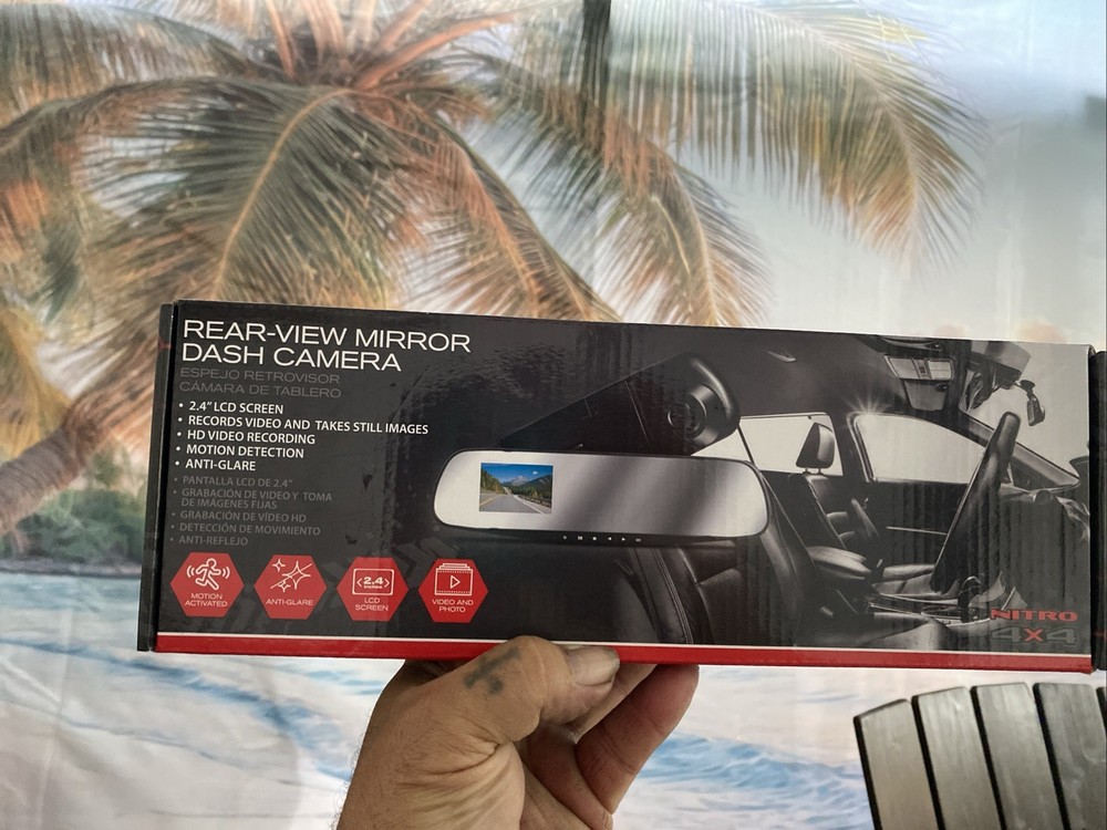 Nitro 4 X 4 Rear View Mirror Dash Camera Plus Backup Camera - BRAND NEW e2