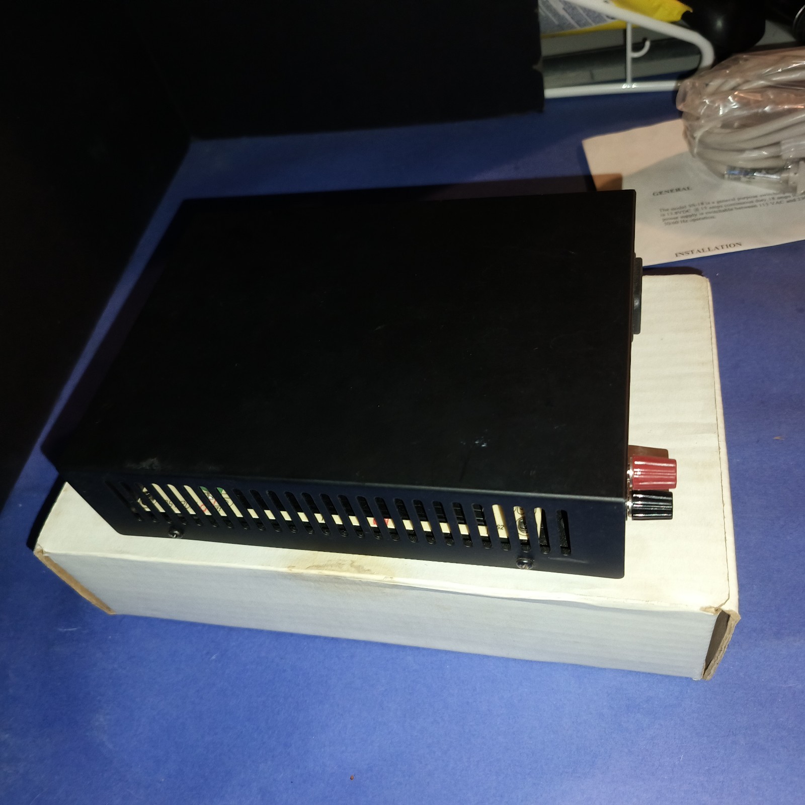 Astron SS-18 Switching Power Supplies 13.8VDC 18A Max 120 to 230 VAC 50/60Hz