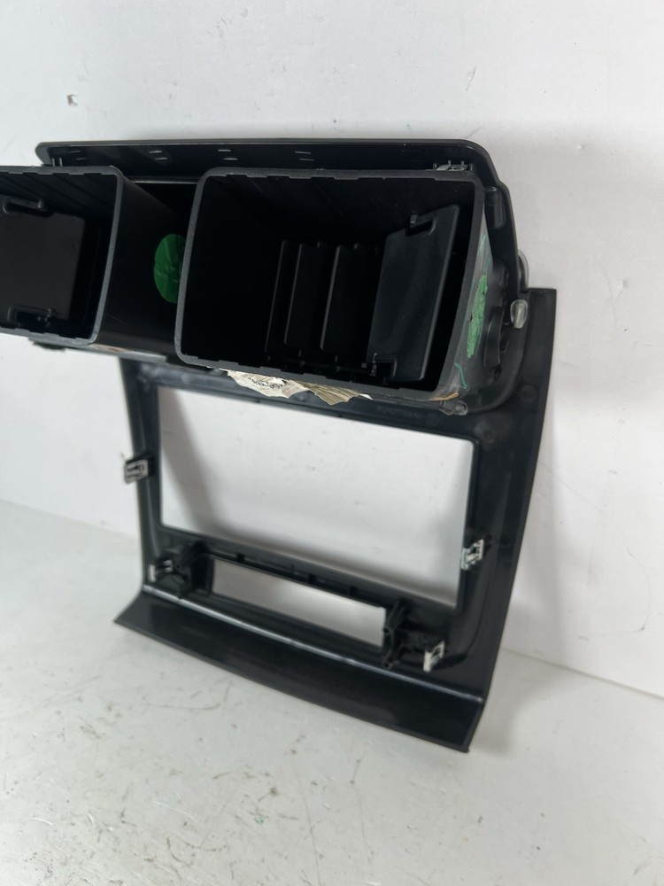 2011 - 2014 DODGE AVENGER CENTER DASH RADIO TRIM BEZEL PANEL