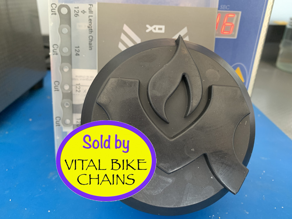 Molten MSPEEDWAX puck - Hot Melt Wax