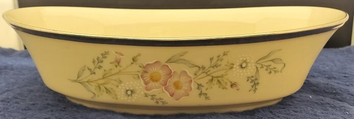 Lenox Flirtation 10" Oval Vegetable Bowl