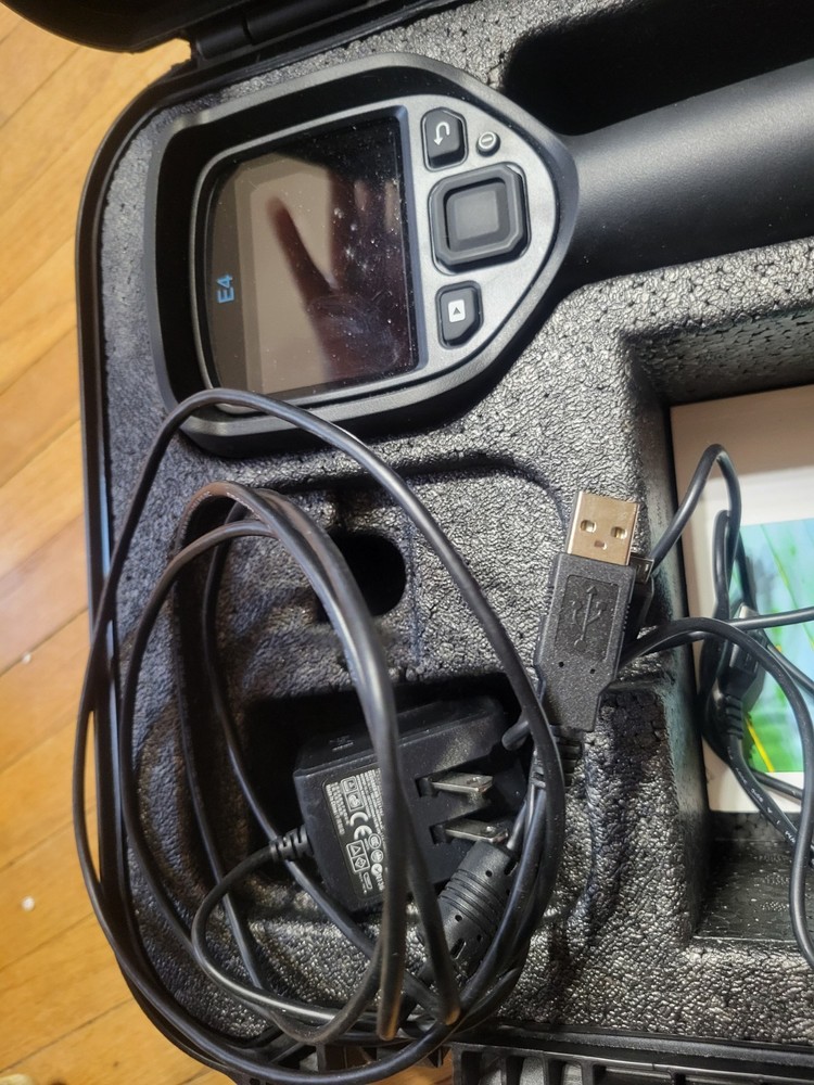 FLIR E4 1.2L Thermal Imaging Camera Model# Flir-E63900