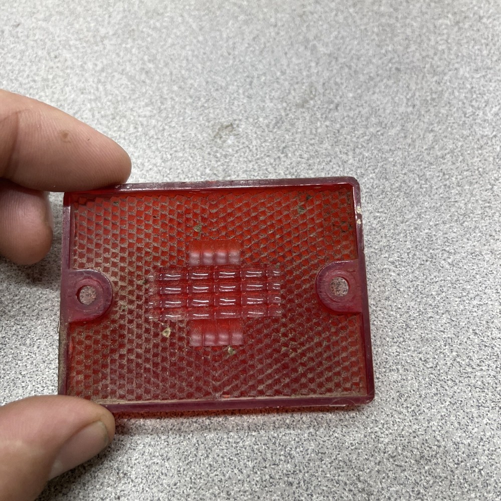 Stratolite No. 95 Miro-Flex Replacement Red Brake Tail Stop Light - Lense Only