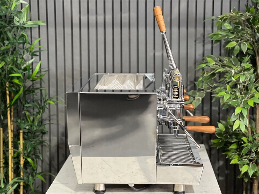 IZZO VALCHIRIA LEVA PID 2 GROUP STAINLESS & TIMBER ESPRESSO COFFEE MACHINE NEW