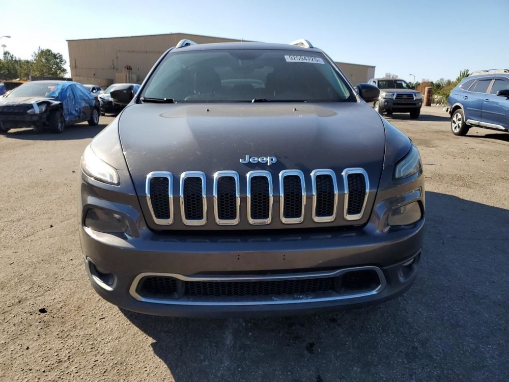 CHEROKEE 2015 Glove Box 4947577