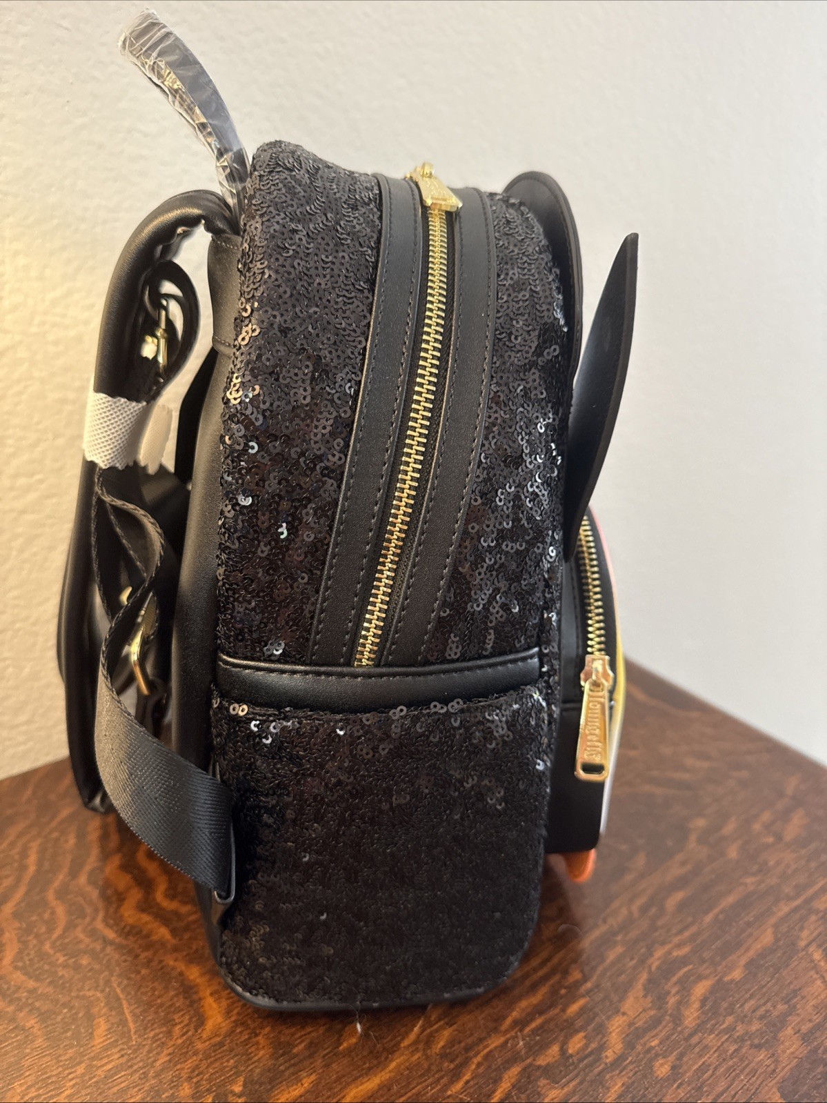 Loungefly SeaWorld Parks Exclusive Sequin Penguin Mini Backpack *Rare* NWT