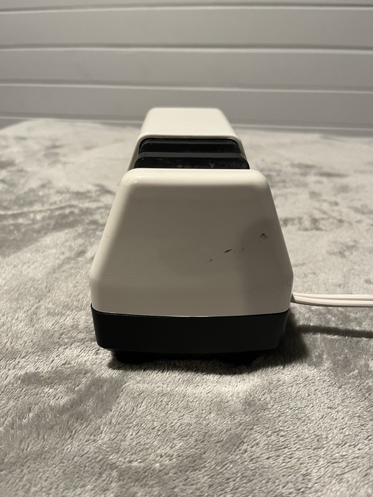 Chef's Choice Diamond Hone Electric Knife Sharpener Model #300