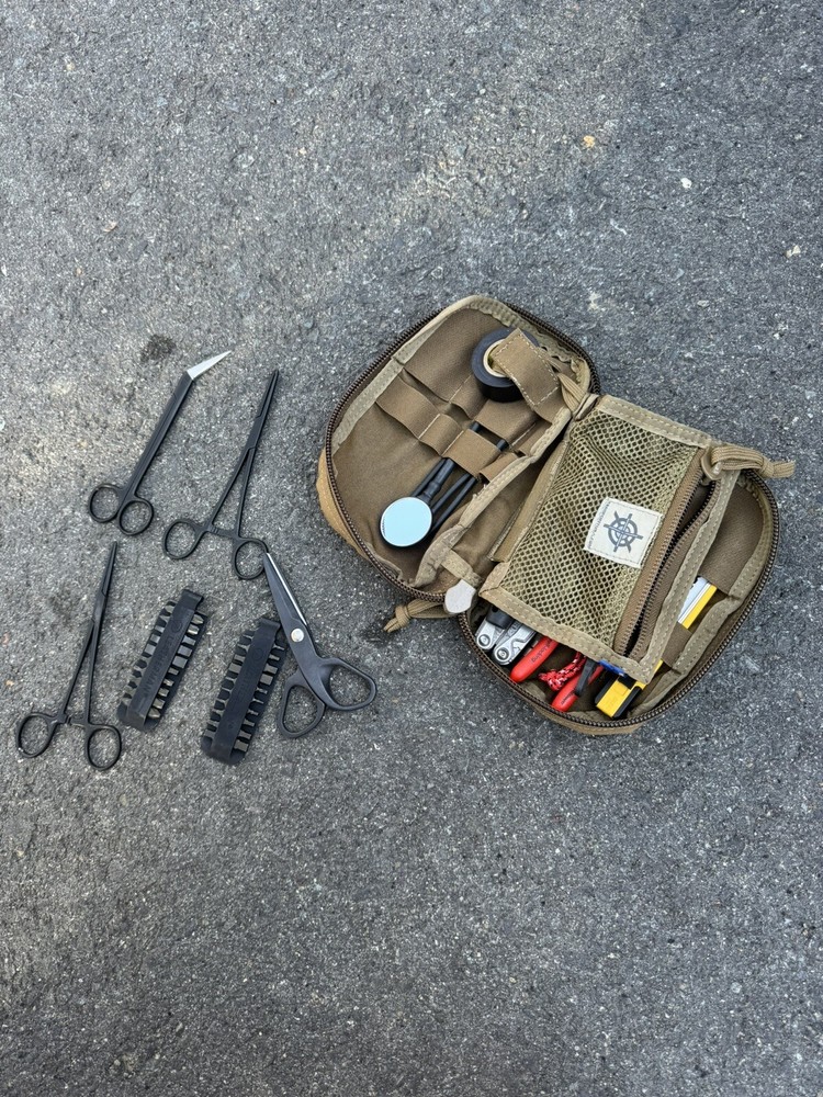 Zero Point Tactical IED Kit TIK.1 w/ Pouch & Leatherman Charge Multi-Tool