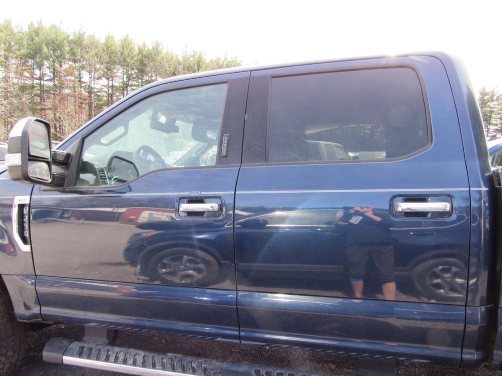 F250SD 2018 Glove Box 1037137