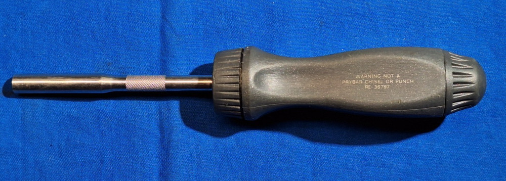 Snap-On SSDMR4B Ratcheting screwdriver with Snap-On Bits! Titanium