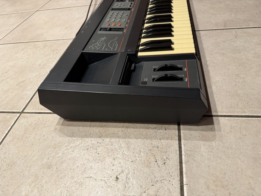 Ensoniq EPS Performance Sampler Keyboard with EPS - 4x Expansion