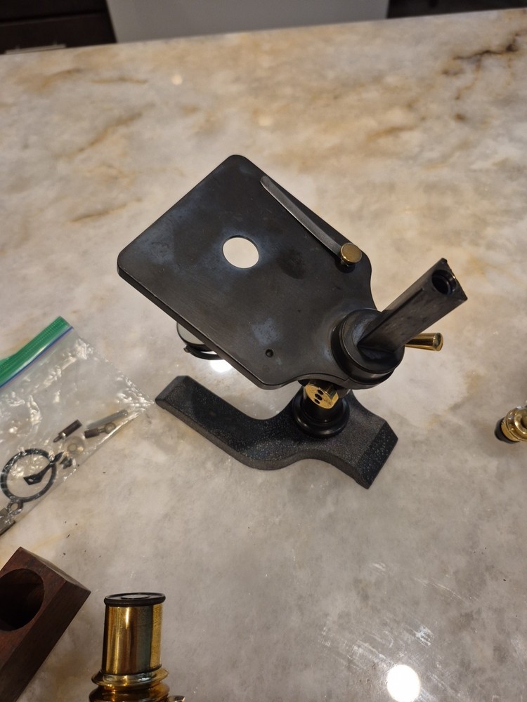 E. Leitz Wetzlar microscope Brass Microscope serial # 14808